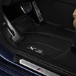 Kép 2/2 - Gyári BMW G01 X3 F97 X3M Allweather tépőzáras fekete első gumiszőnyeg szett 51472450511