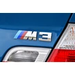 Kép 2/2 - Gyári BMW E46 "M3" coupe-cabrio csomagtartó felirat 51147893655