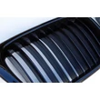 Kép 2/2 - BMW E39 1995-2003 facelift utáni stílusú lakkozott fekete vese