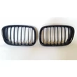 Kép 1/3 - BMW E53 X5 1999-2003 facelift előtti lakkozott fekete vese 