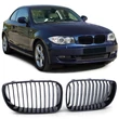 Kép 1/4 - BMW E81 E82 E87 E88 facelift lakkozott fekete vese