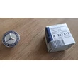 Kép 1/3 - Gyári Mercedes Benz W222 hűtőrács embléma A2228170116
