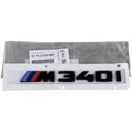 Gyári BMW &quot;M340i&quot; színes-fekete Performance csomagtartó felirat G20-ra 51142472849