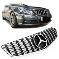 Mercedes Benz W207 C207 A207 2009-2013 króm - fekete hűtőrács Panamerica AMG GT stílusban emblémával
