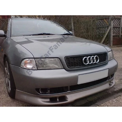 AUDI A4 B5 RS 1994-2000 stílusú fekete hűtőrács