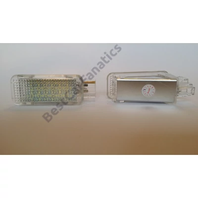 VW fehér SMD LED kilépőfény világítás (több típushoz jó)
