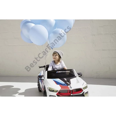 Gyári BMW M8 GTE Ride On 12V kisautó 80935A0A712
