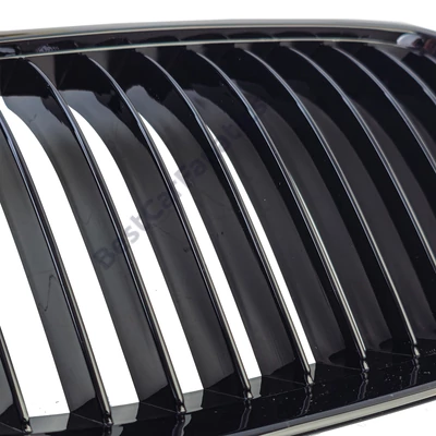 BMW E92 E93 2006-2010 facelift előtti lakkozott fekete vese