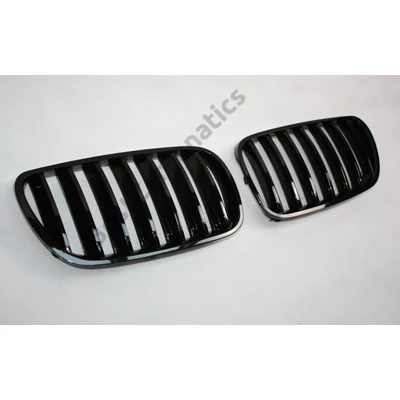 BMW E83 X3 2006-2010 faceliftes lakkozott fekete vese