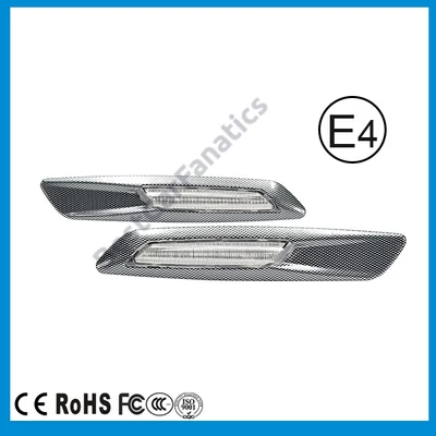 BMW F10 style LED-es oldalindex fehér menetfény funkcióval, carbon-átlátszó