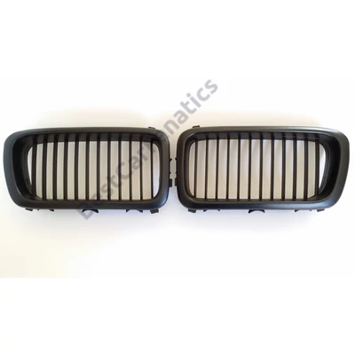 BMW E38 limousine 1994-2001 facelift előtti stílusú matt fekete vese