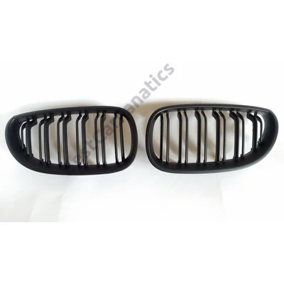 BMW E60 E61 limousine touring matt fekete M4 stílusú vese