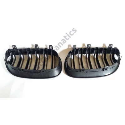 BMW E60 E61 limousine touring matt fekete M4 stílusú vese