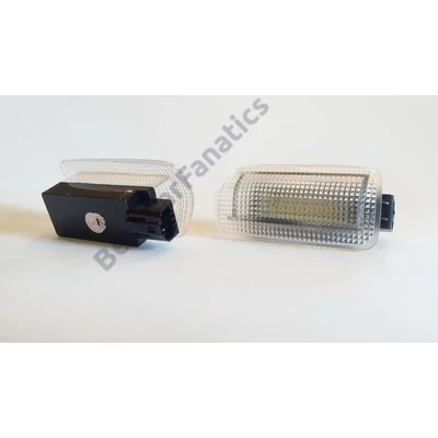 Lexus IS LED kilépőfény világítás (több típushoz jó)