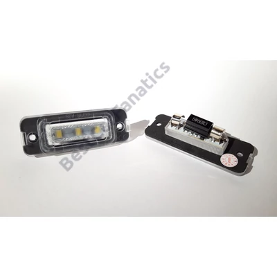 Mercedes Benz ML W164 X164 R W251 fehér SMD LED rendszámtábla világítás