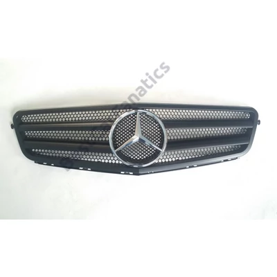 Mercedes Benz W204 lakkozott fekete - króm hűtőrács C63 AMG stílusban