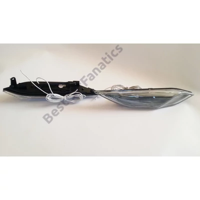 Porsche Cayenne (2010-től) LED-es oldalindex fehér menetfény funkcióval