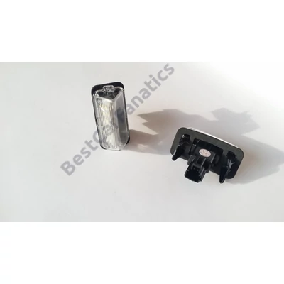 Toyota Corolla Prius Yaris fehér SMD LED rendszámtábla világítás