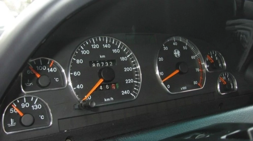 Alfa Romeo 155 alumínium műszerfal karika
