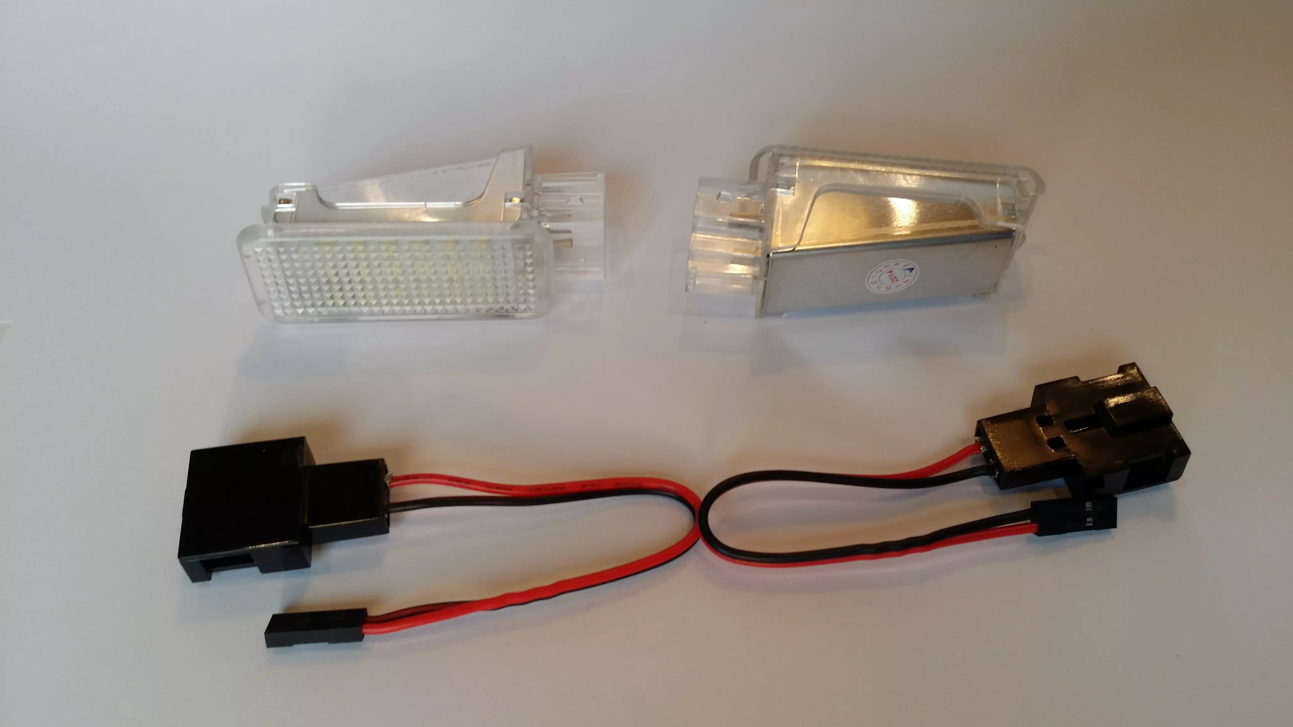 VW fehér SMD LED kilépőfény világítás (több típushoz jó)