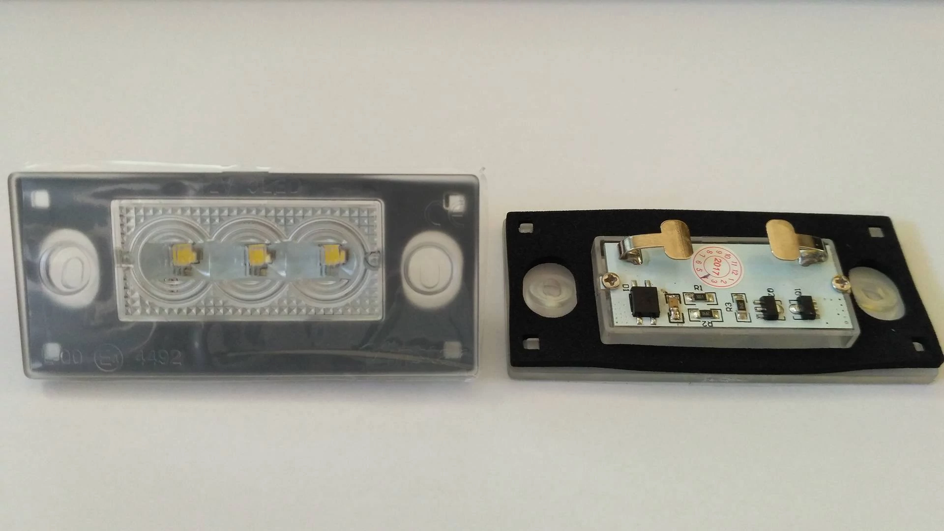 AUDI A3 8L A4 B5 Avant fehér SMD LED rendszámtábla világítás