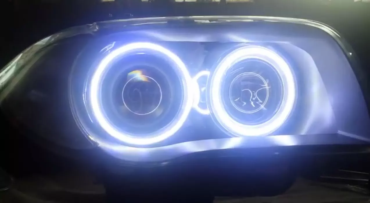 BMW E81 E82 E87 E88 COB LED hidegfehér angel eye nappali menetfény karika szett