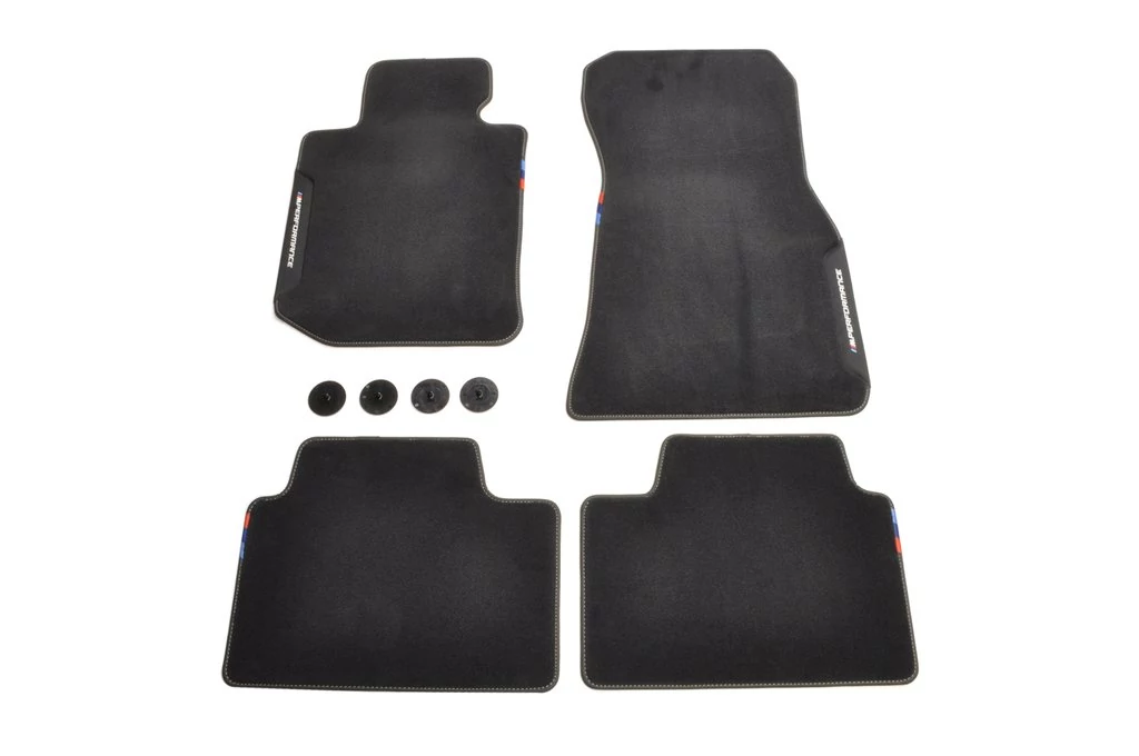 Gyári BMW G20 G21 M Performance tépőzáras első hátsó szőnyeg szett 51472457270