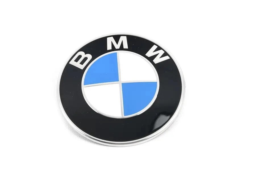 Gyári BMW F96 F97 G01 G05 G06 G07 G29 82mm-es motorháztető - csomagtartó embléma 51147499154