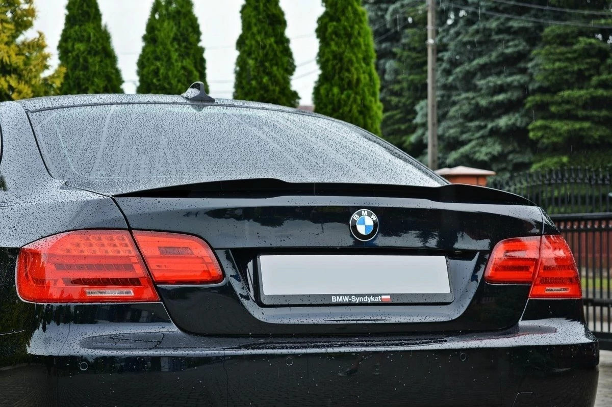 BMW E92 Maxton Design lakkozott fekete CS stílusú csomagtartó spoiler
