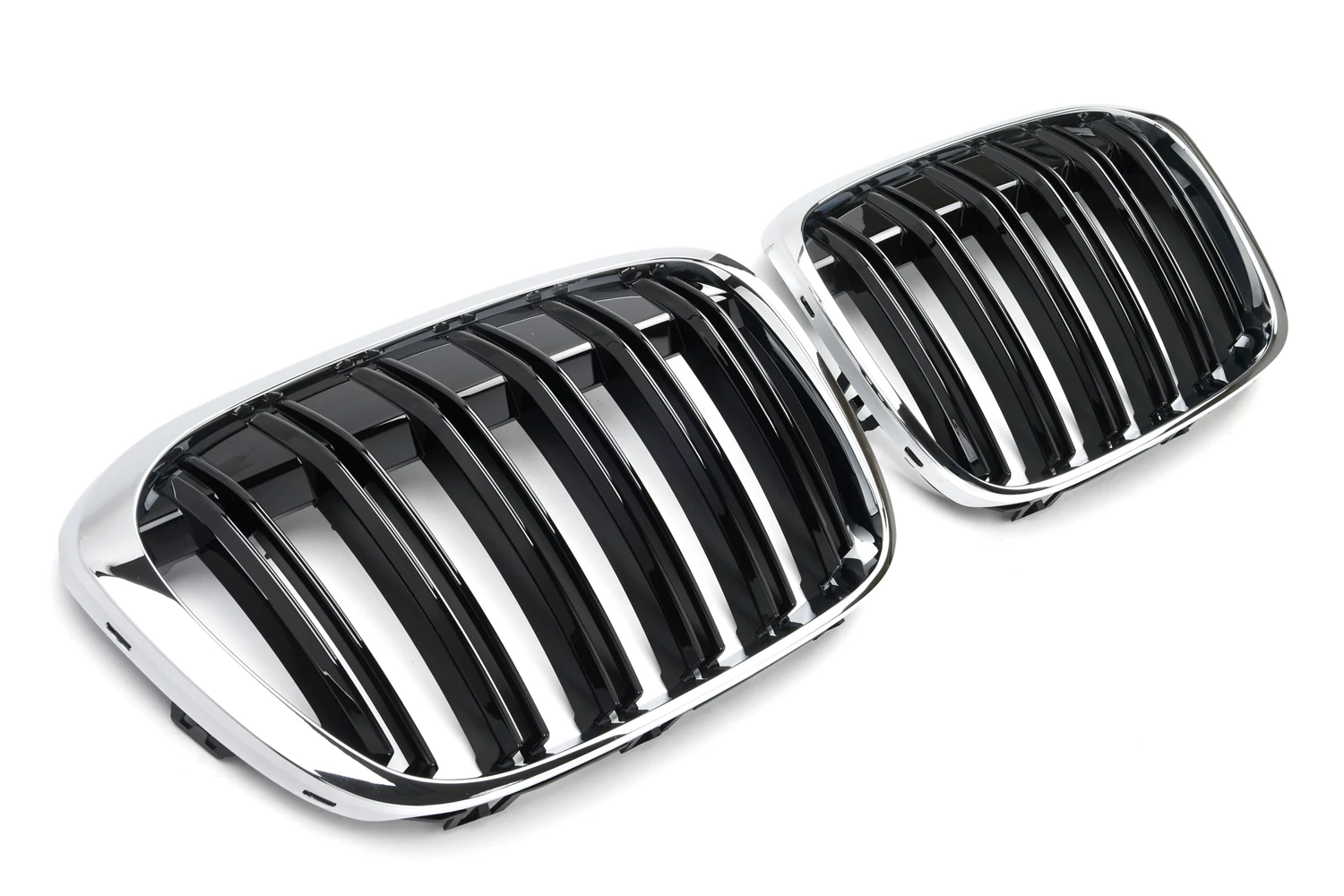 BMW F48 X1 2015-2019 krómozott lakkozott fekete M4 stílusú vese