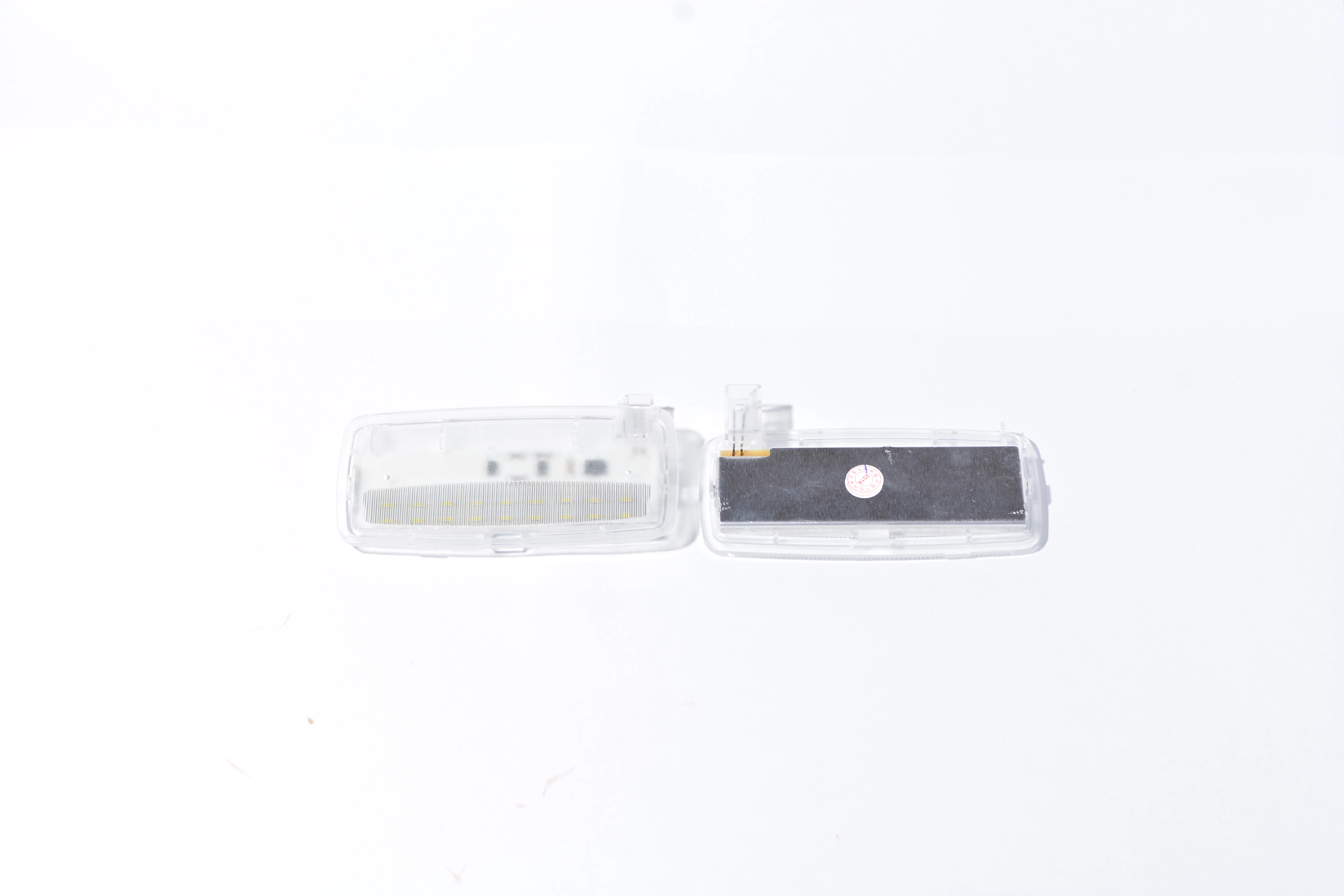 BMW E88 E93 fehér SMD LED piperetükör szett