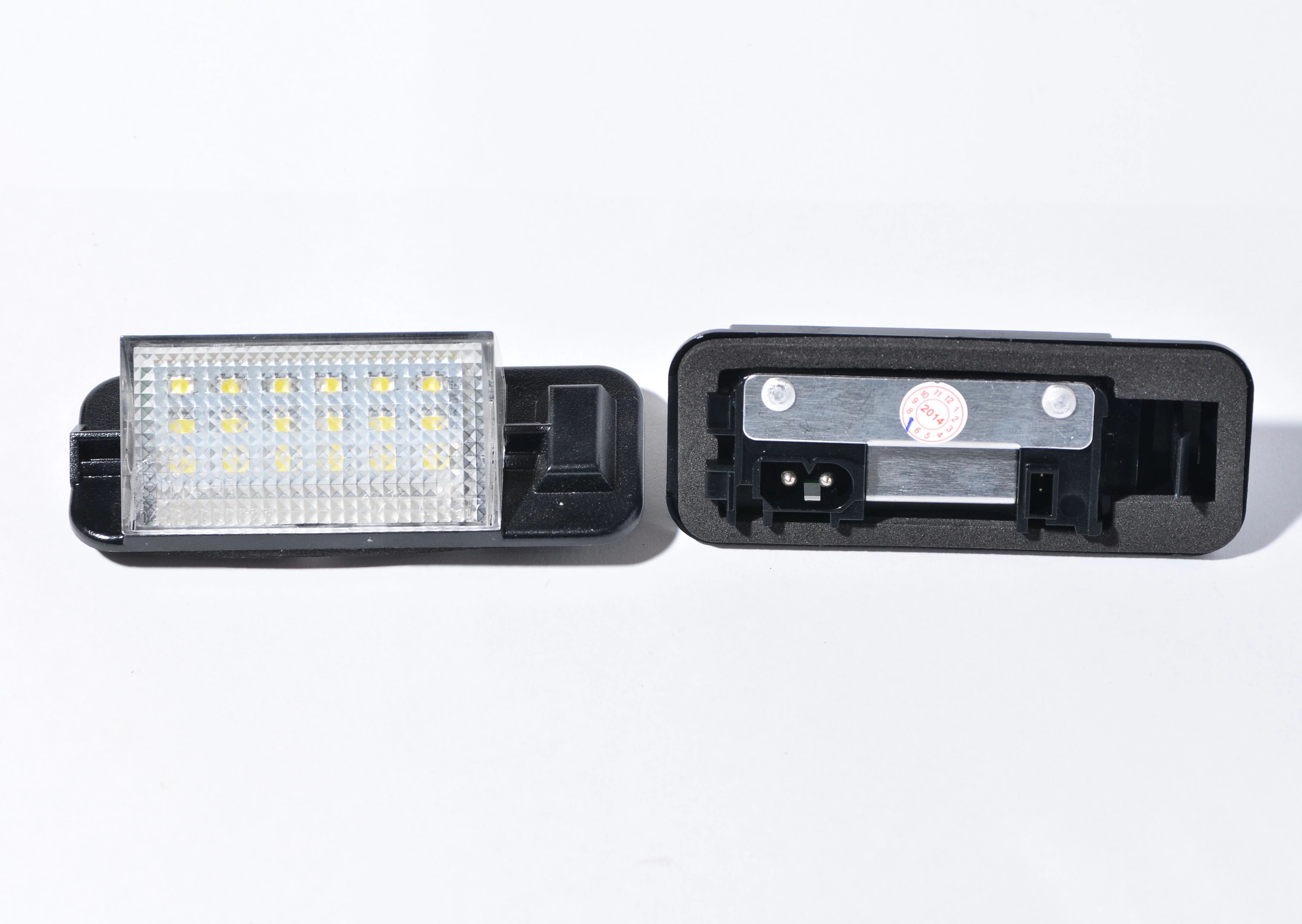 BMW E36 fehér SMD LED rendszámtábla világítás