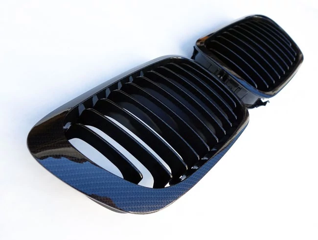 BMW E46 1998-2003 coupe cabrio facelift előtti carbon fekete vese