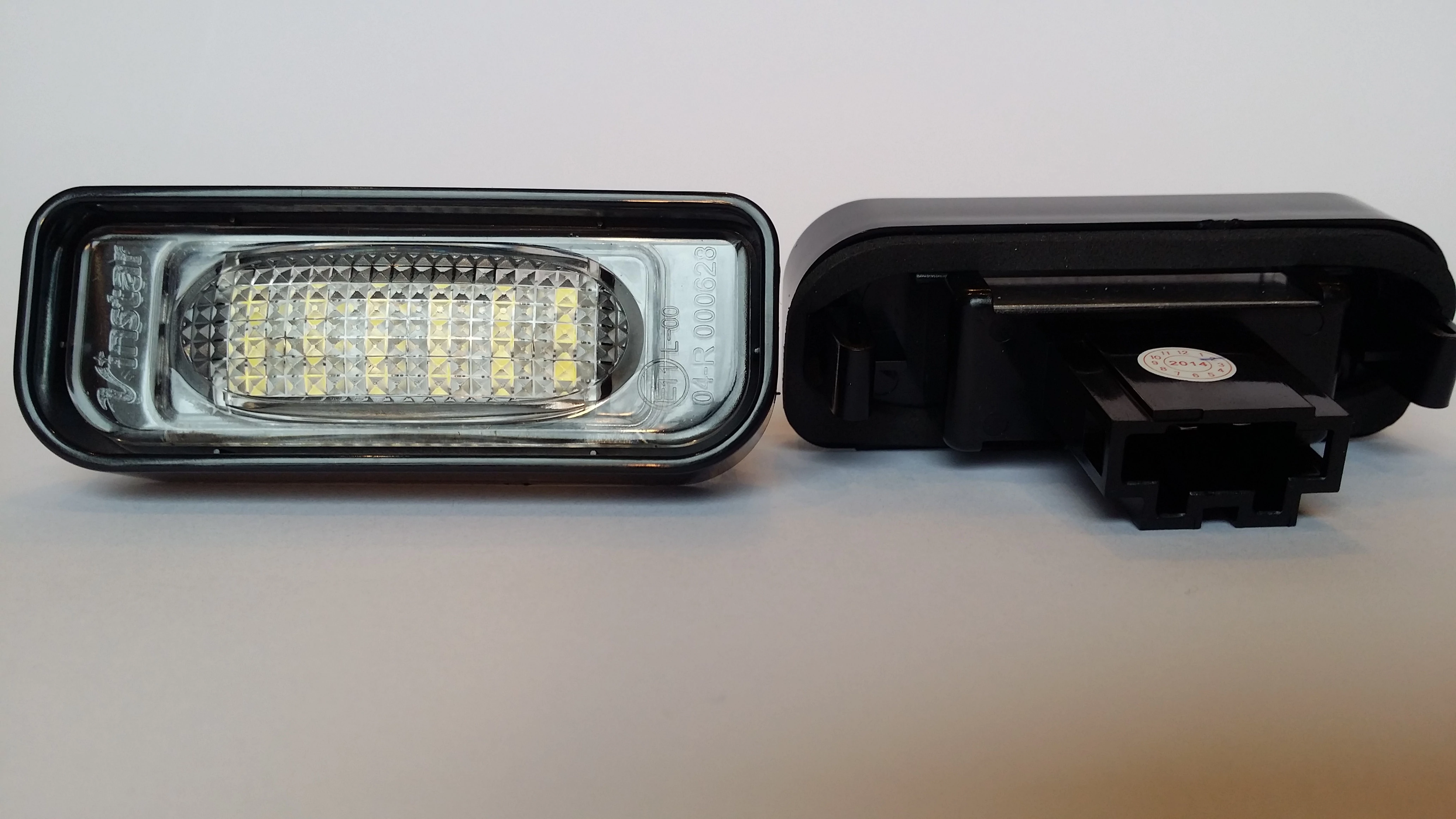 Mercedes Benz W220 S-osztály fehér SMD LED rendszámtábla világítás