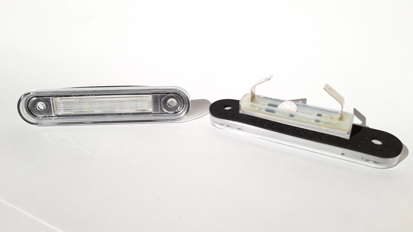 Mercedes Benz W124 W201 W202 fehér SMD LED rendszámtábla világítás