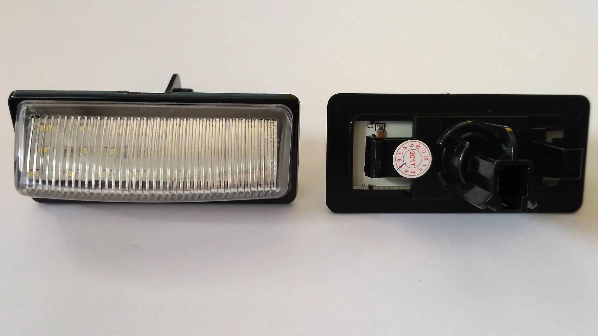 Nissan Pathfinder IV R52 fehér SMD LED rendszámtábla világítás, több más típushoz is jó