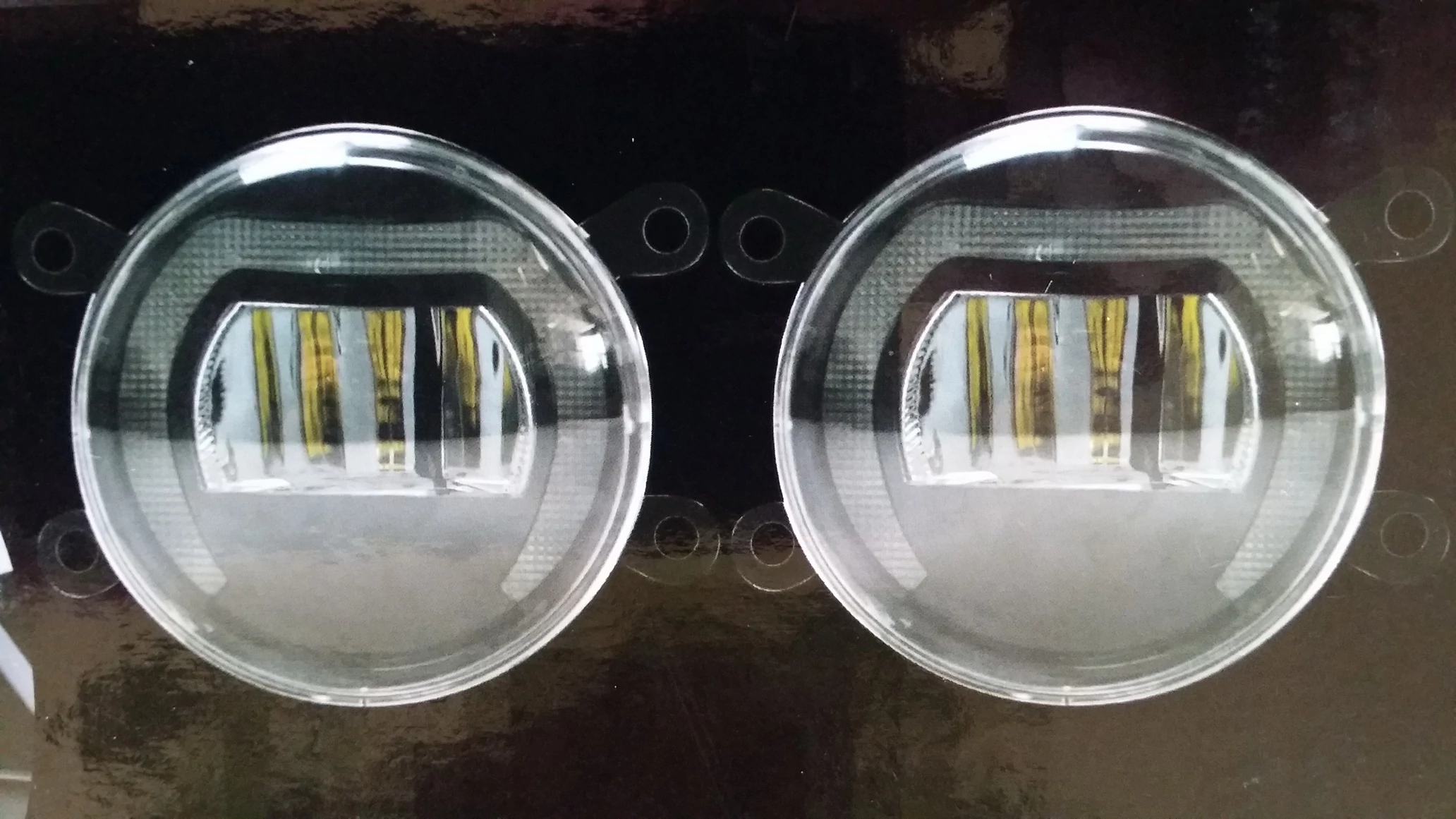 Toyota 19W CREE LED-es DRL nappali menetfény + 20W CREE LED ködlámpa