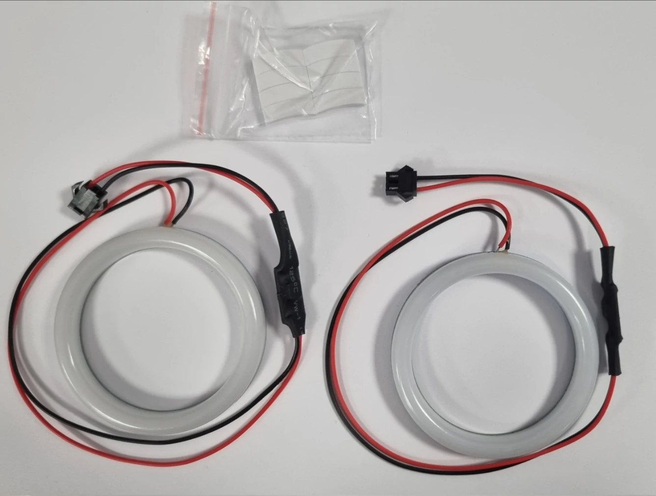 Univerzális 80mm 240SMD LED OPAL fehér angel eye szett