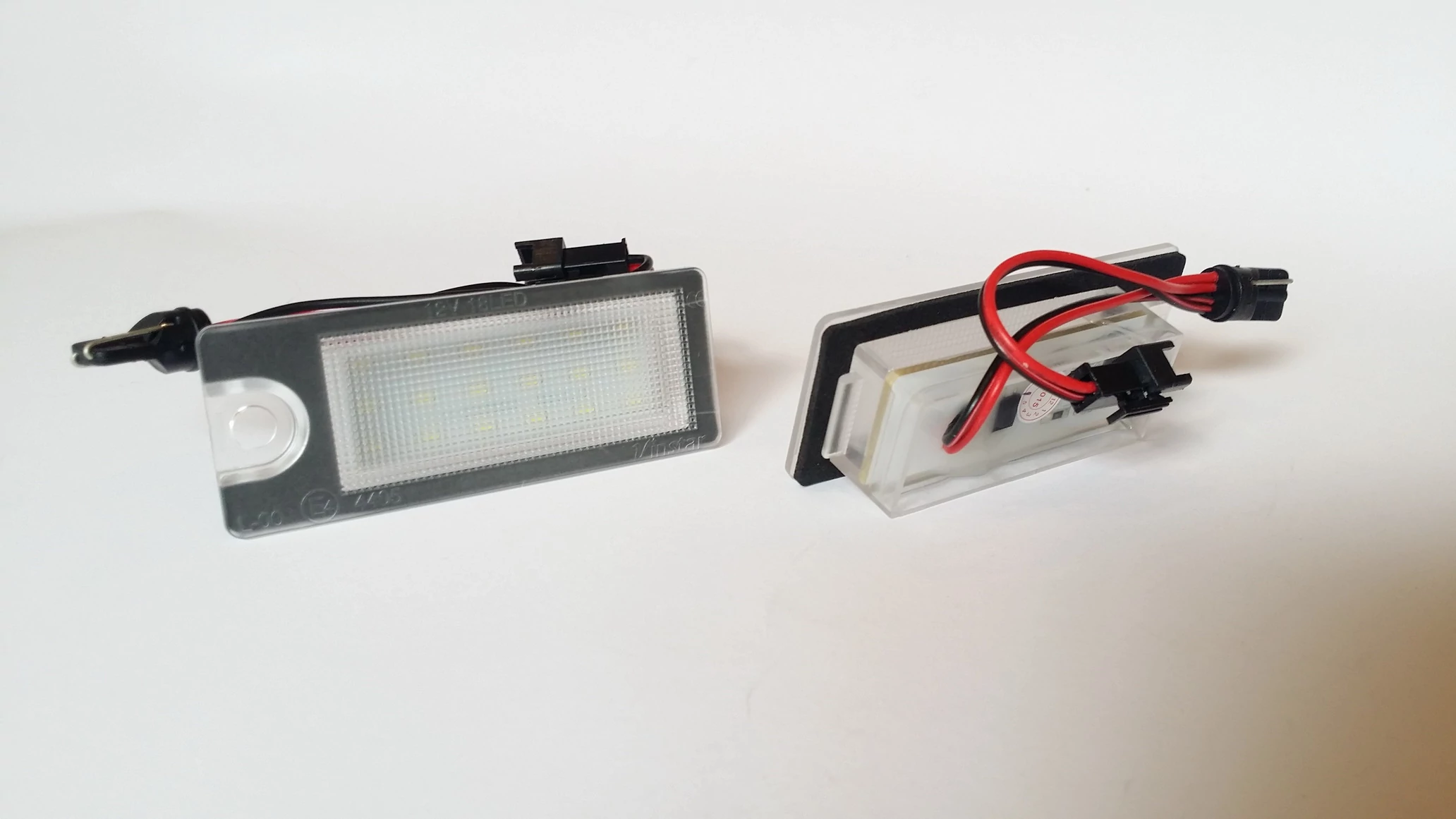 Volvo fehér SMD LED rendszámtábla világítás S60 S80 V70 XC60 XC90